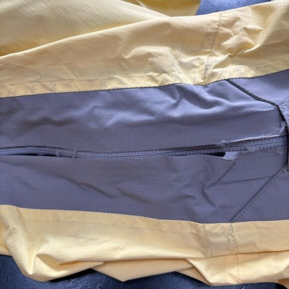 Columbia Titanium yellow waterproof ski coat w removable puffer jacket size M - Picture 9 of 16